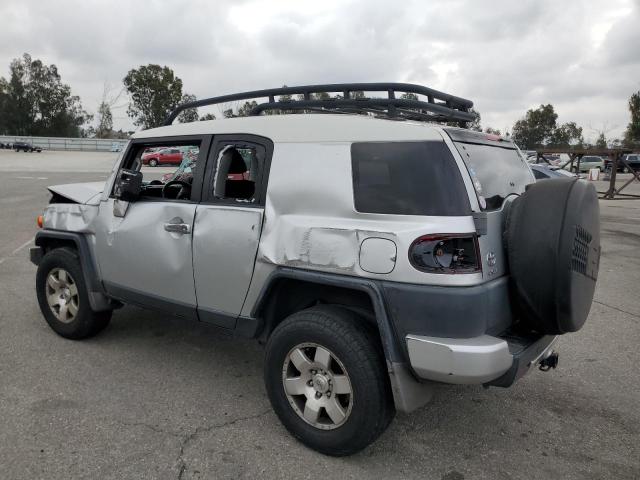 TOYOTA FJ CRUISER 2007 silver  gas JTEBU11F370028550 photo #3