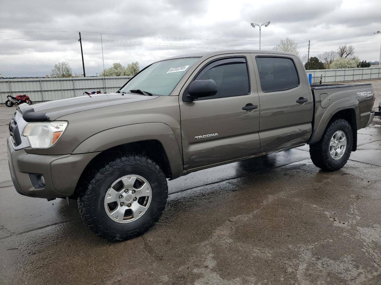 TOYOTA TACOMA DOUBLE CAB