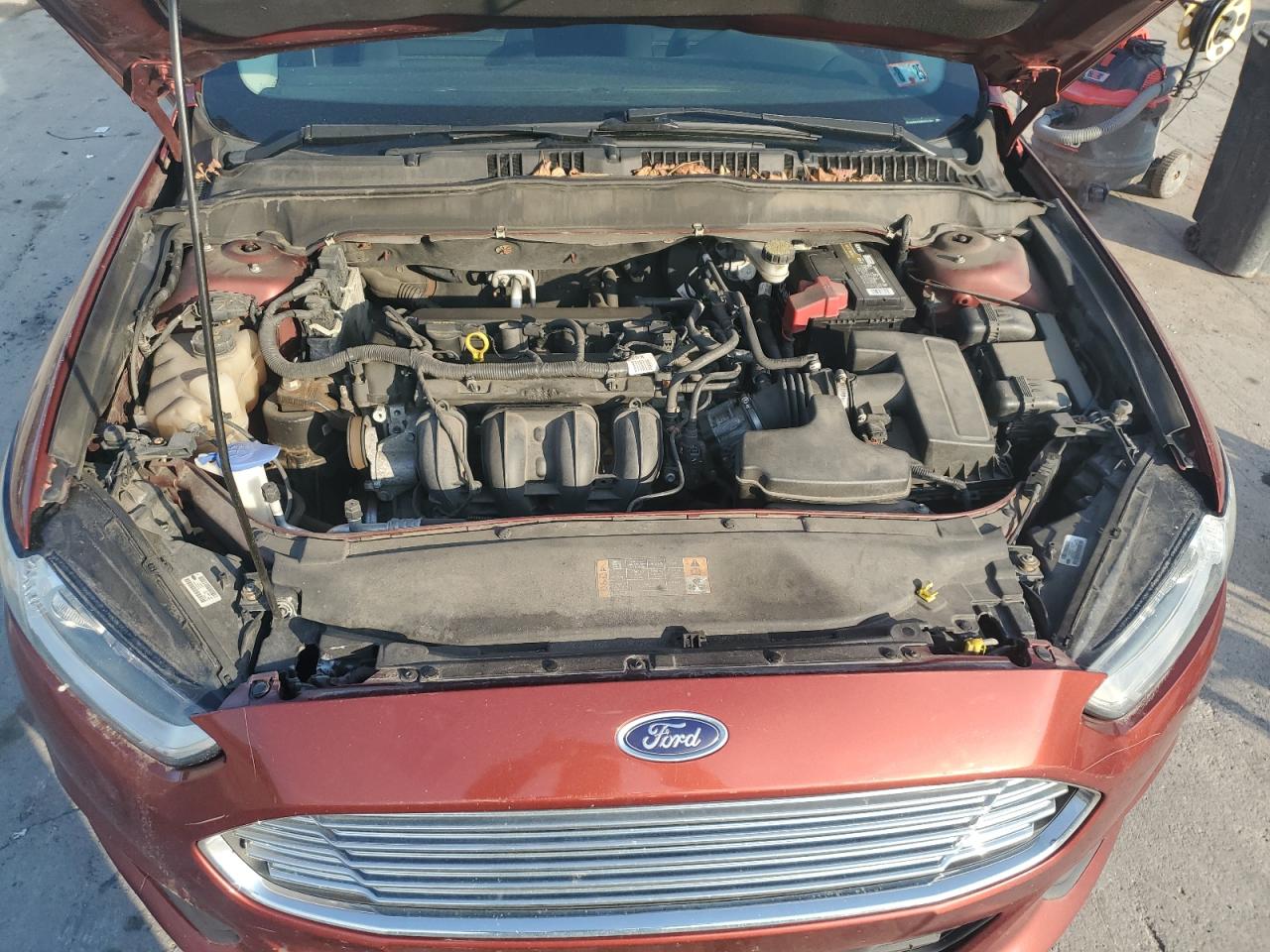 FORD FUSION SE