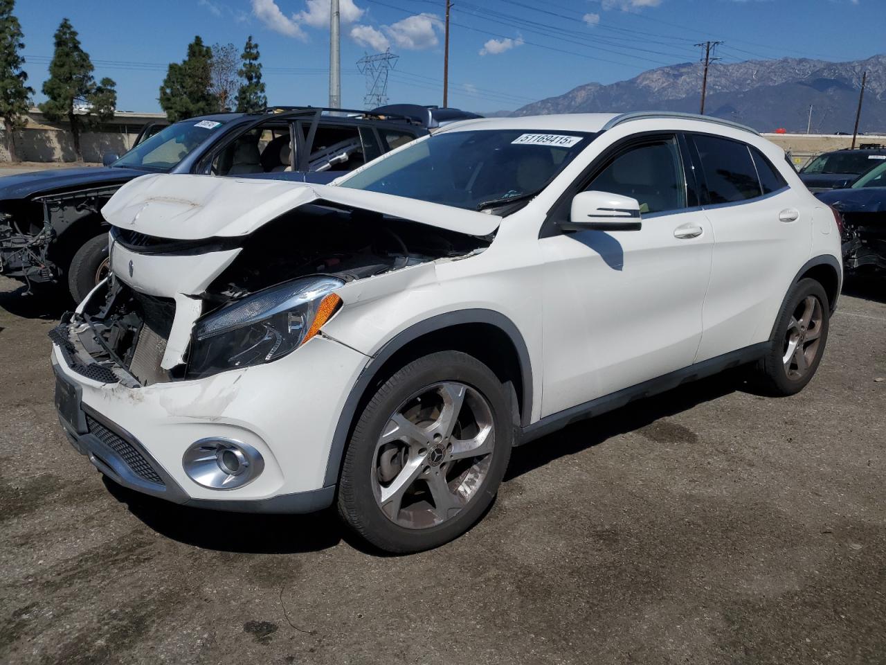 MERCEDES-BENZ GLA-CLASS 250