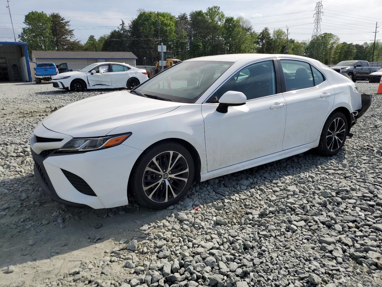 TOYOTA CAMRY L