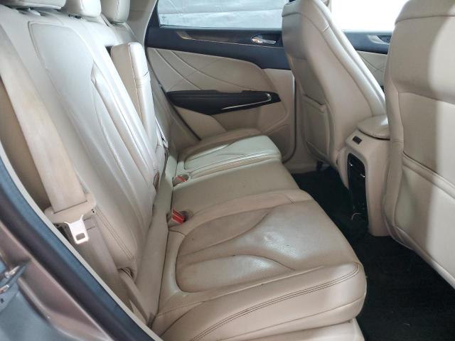 2017 LINCOLN MKC RESERV 5LMTJ3DH8HUL46421