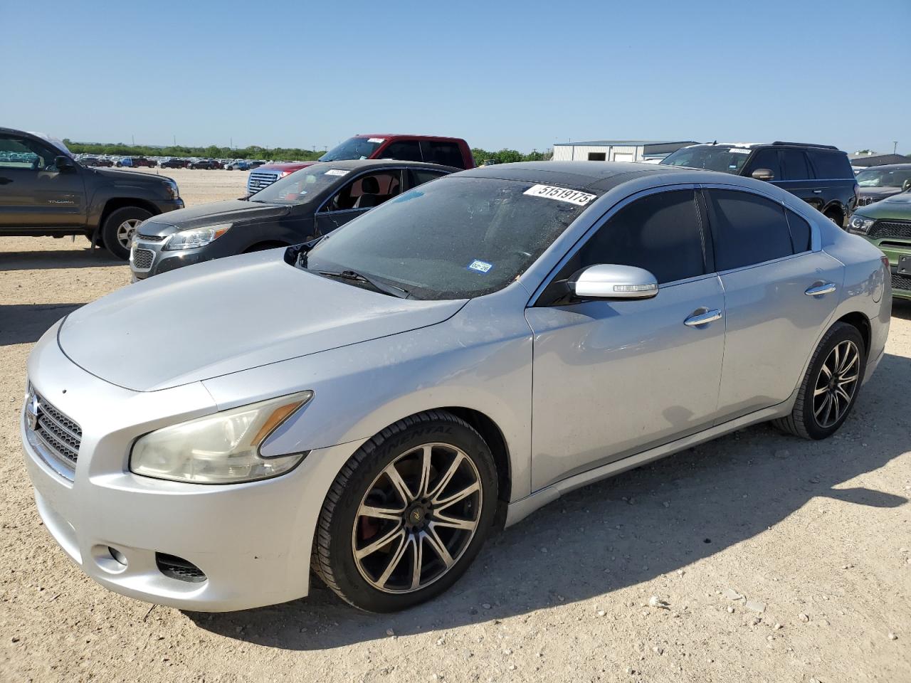 NISSAN MAXIMA S