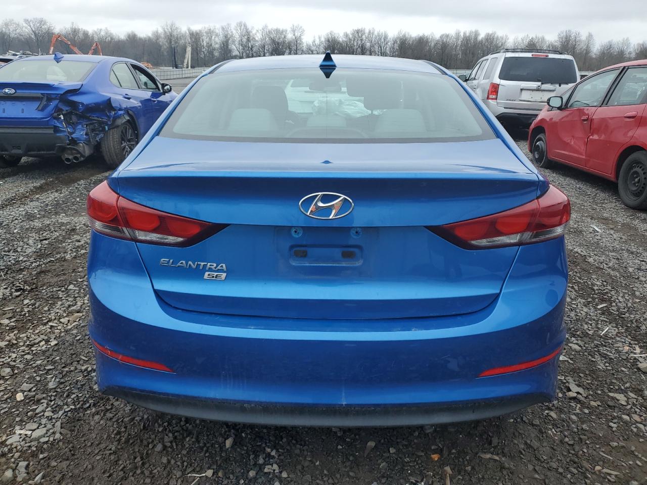 HYUNDAI ELANTRA SE