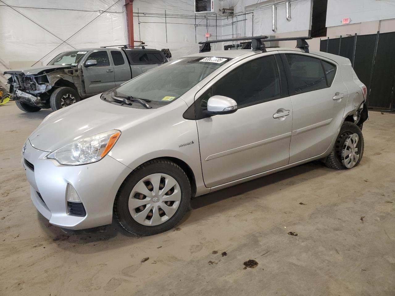 TOYOTA PRIUS C