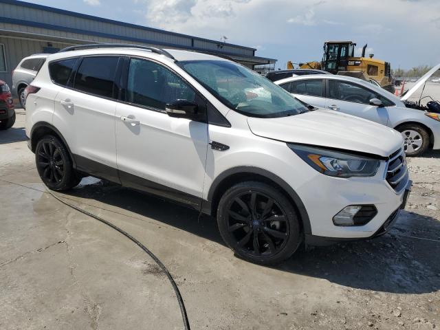 Vin: 1fmcu9j92huc11641, lot: 52518315, ford escape titanium 20174