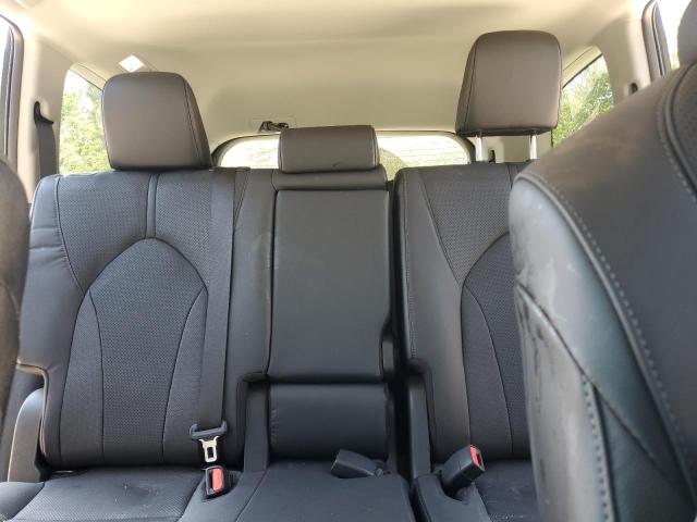 2024 TOYOTA GRAND HIGH 5TDAAAA56RS008258