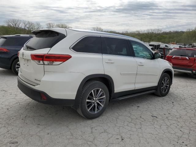 2019 TOYOTA HIGHLANDER SE 5TDJZRFH1KS598076