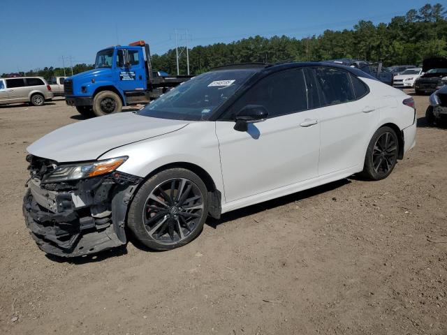 TOYOTA CAMRY XSE