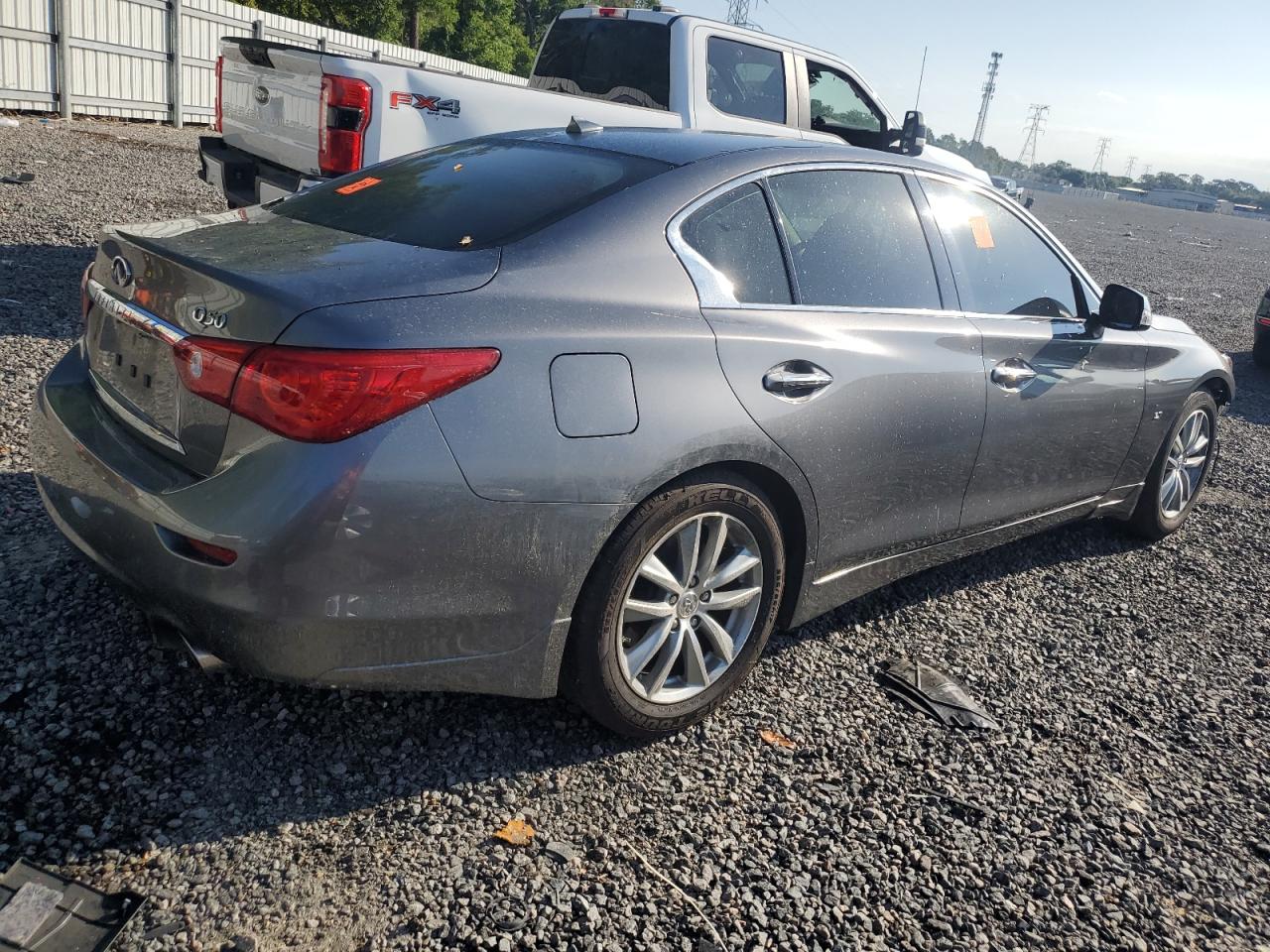 INFINITI Q50 2015