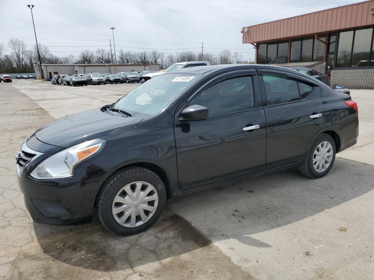 NISSAN VERSA S