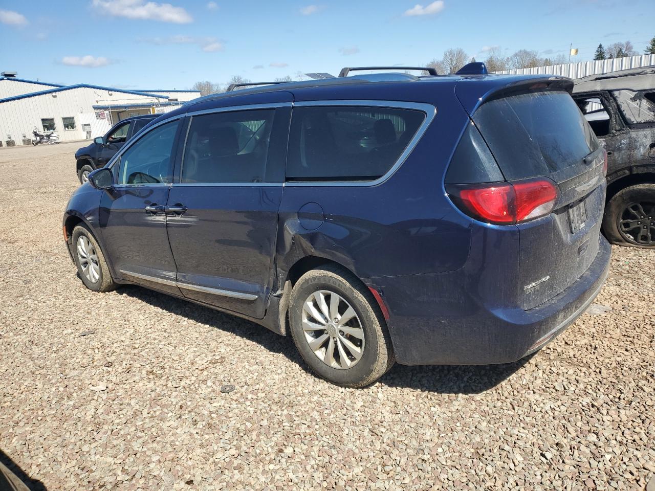 CHRYSLER PACIFICA TOURING L