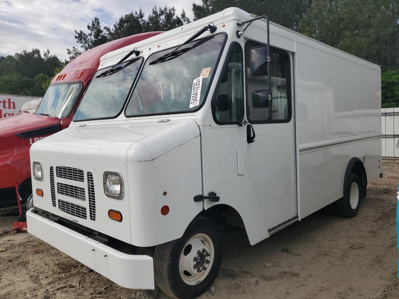 FORD ECONOLINE E350 SUPER DUTY STRIPPED CHASSIS