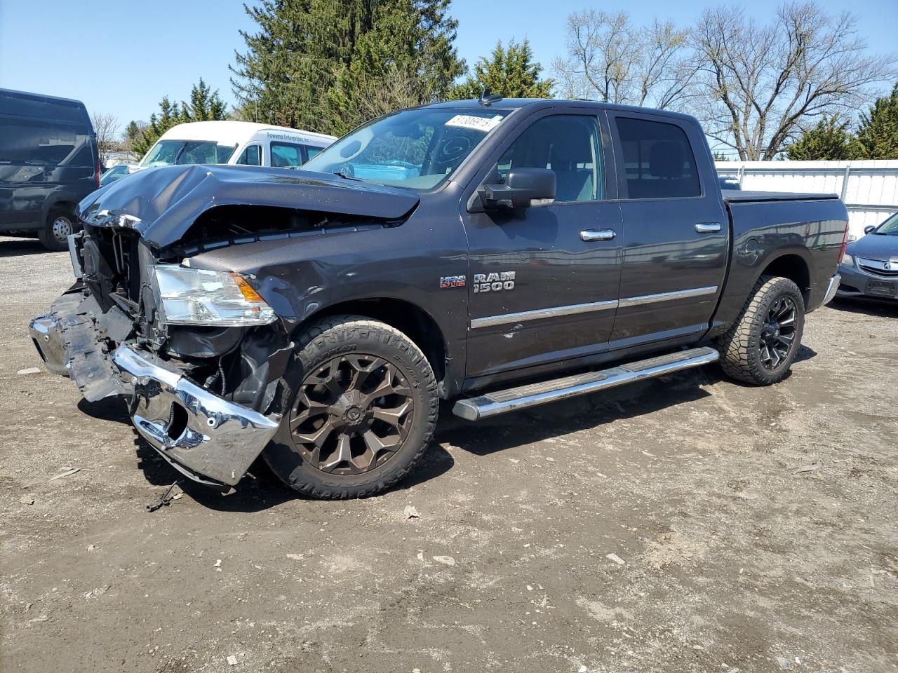 RAM 1500 SLT