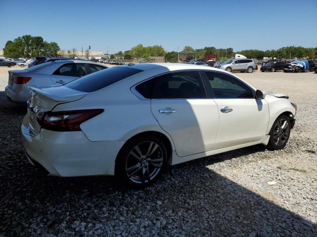 Vin: 1n4bl3ap4jc233155, lot: 53157575, nissan altima 3.5sl 20183