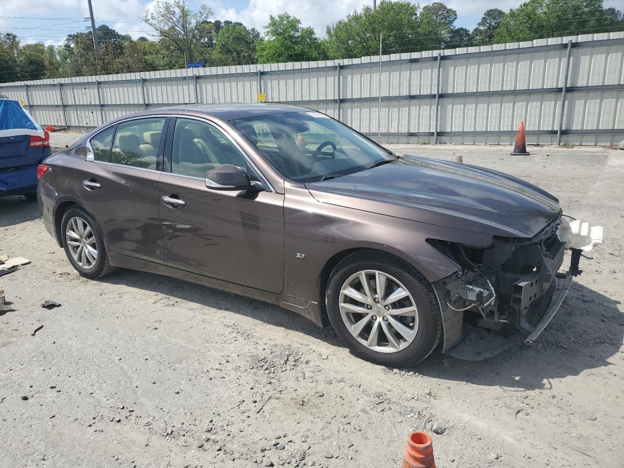 INFINITI Q50 2015