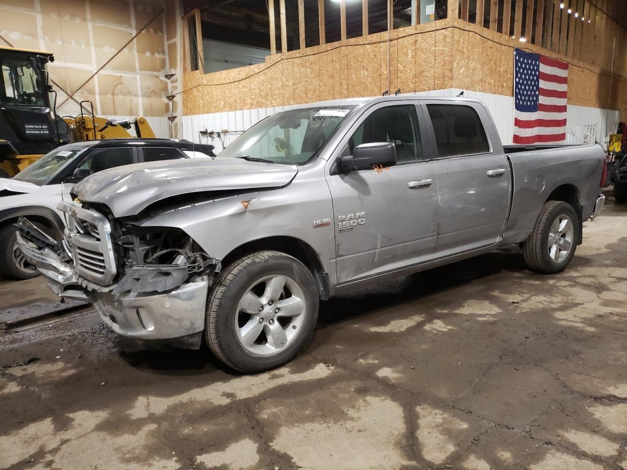 RAM 1500 SLT