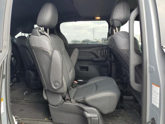 2022 TOYOTA SIENNA XLE - 5TDASKFC4NS056510