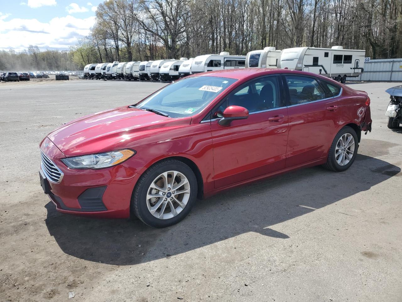 FORD FUSION SE