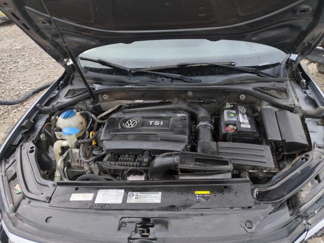 2017 VOLKSWAGEN PASSAT R-L 1VWDT7A3XHC030687