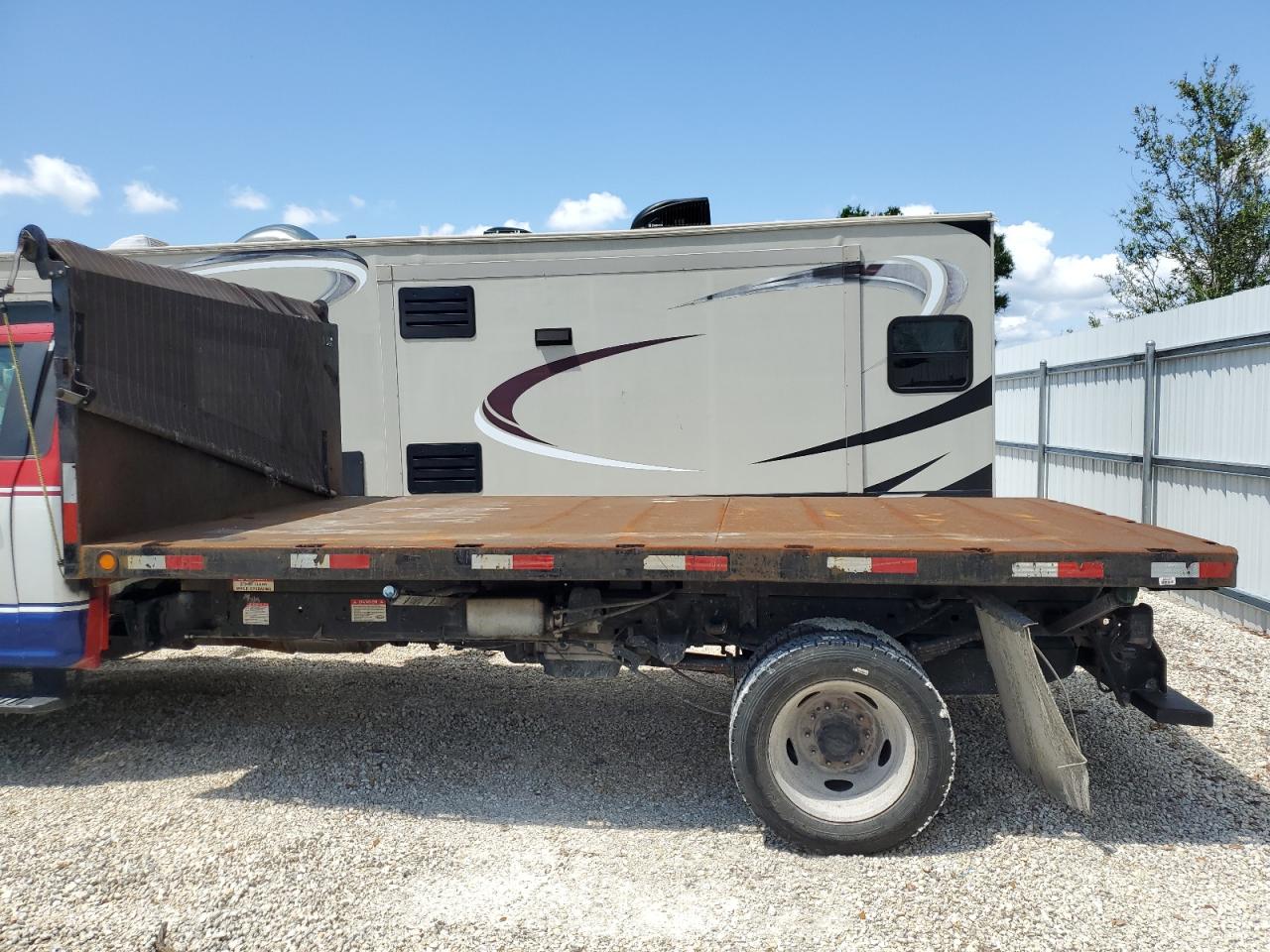 FORD F-550 SUPER DUTY