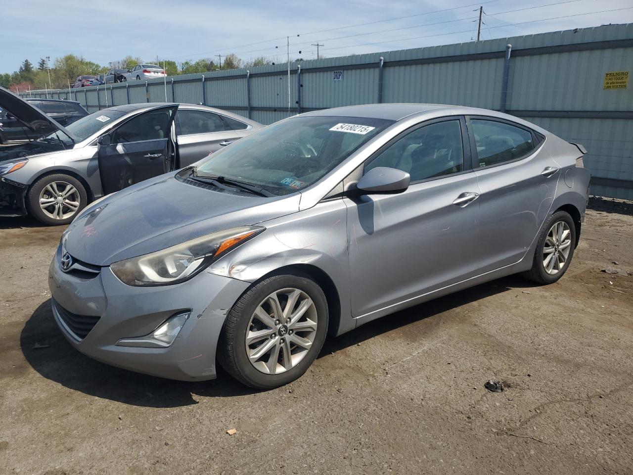 HYUNDAI ELANTRA SE