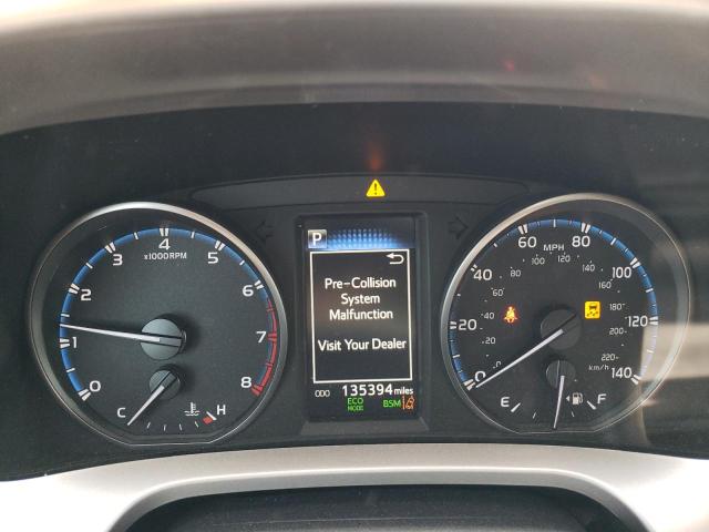 2018 TOYOTA RAV4 ADVEN JTMRFREVXJJ228257