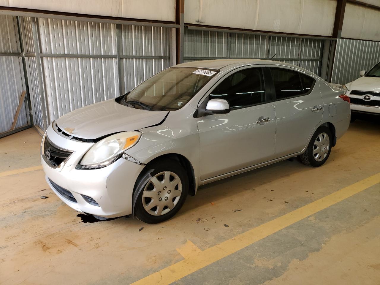 NISSAN VERSA S