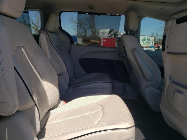 2017 CHRYSLER PACIFICA E - 2C4RC1N72HR692175