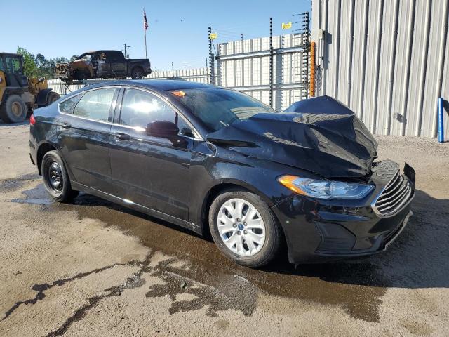 Vin: 3fa6p0g76kr235035, lot: 53136645, ford fusion s 20194