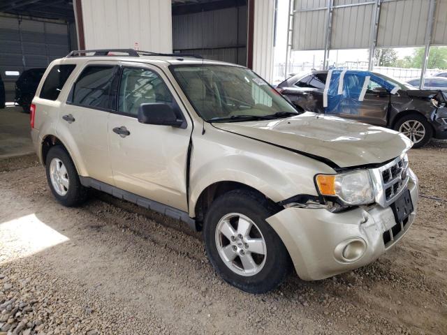 Vin: 1fmcu9dg0akc63569, lot: 54565795, ford escape xlt 20104