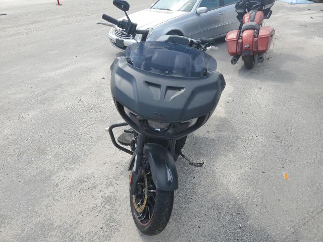 INDIAN MOTORCYCLE CO. CHALLENGER 2023 black  gas 56KLCCRR3P3421950 photo #3