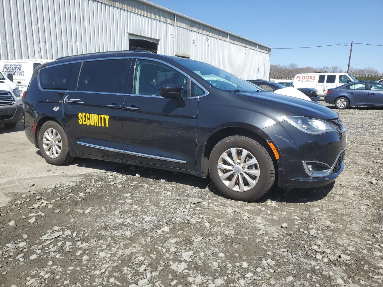 CHRYSLER PACIFICA TOURING L