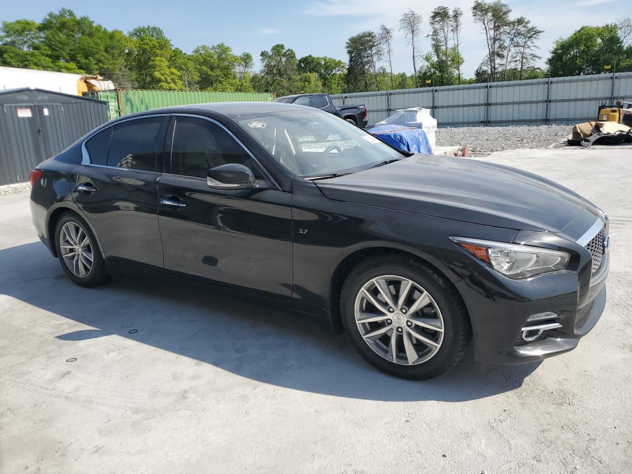 INFINITI Q50 2015