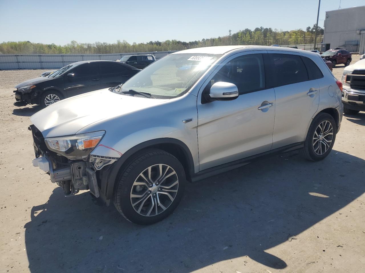 MITSUBISHI OUTLANDER ES