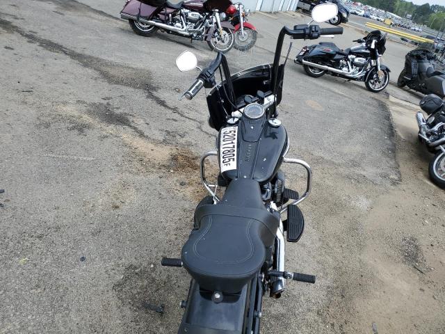 2018 HARLEY-DAVIDSON FLHCS HERI 1HD1YBK15JC049028