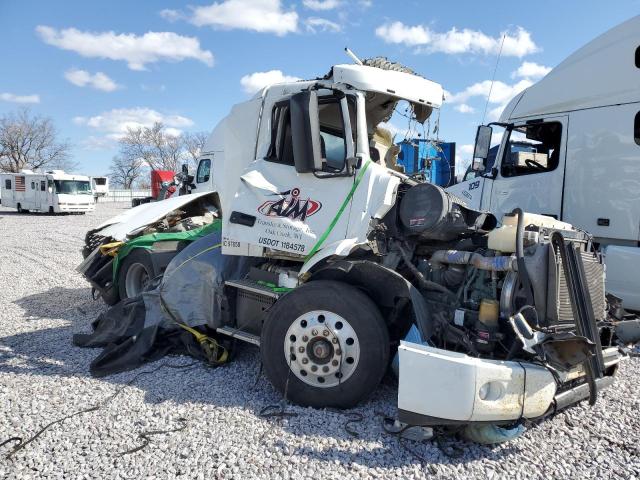 VOLVO VNR 2020 white  diesel 4V4WC9EG2LN247897 photo #1