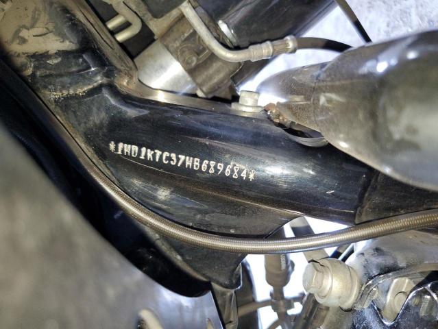 2017 HARLEY-DAVIDSON FLTRXS ROA - 1HD1KTC37HB689684