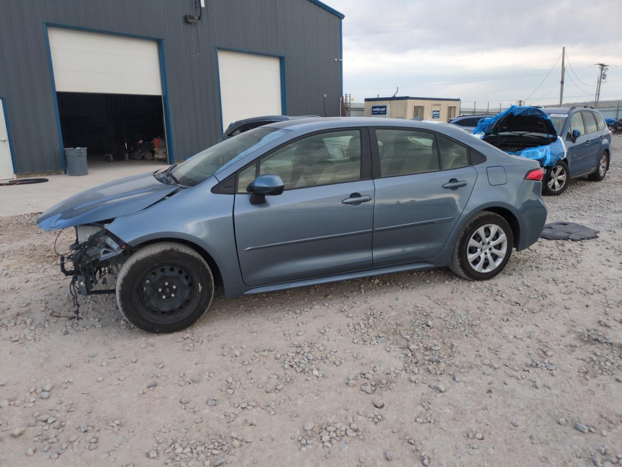 TOYOTA COROLLA LE