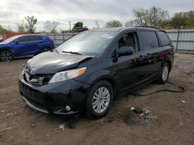 TOYOTA SIENNA XLE