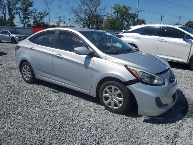 Vin: kmhct4aexhu335899, lot: 52607275, hyundai accent se 20174