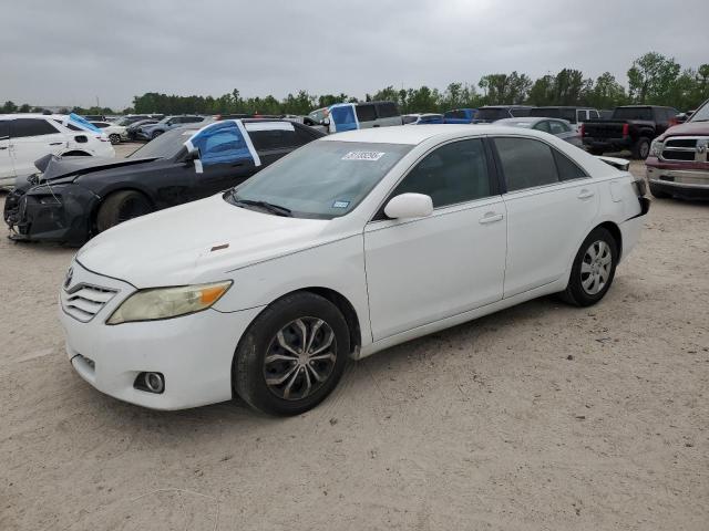 TOYOTA CAMRY BASE