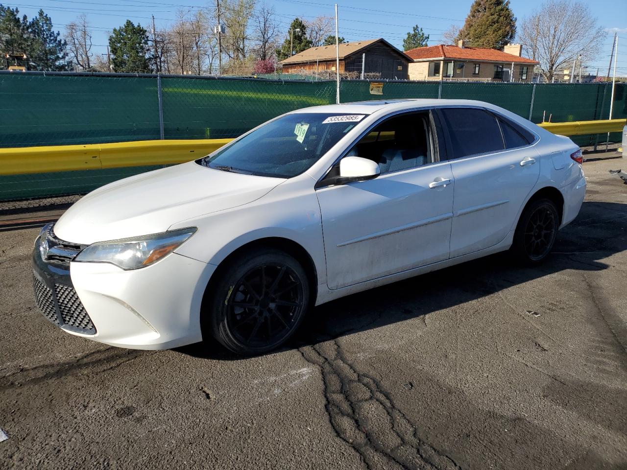 TOYOTA CAMRY LE