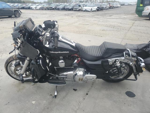 2015 HARLEY-DAVIDSON FLTRXS ROA 1HD1KTM12FB666162
