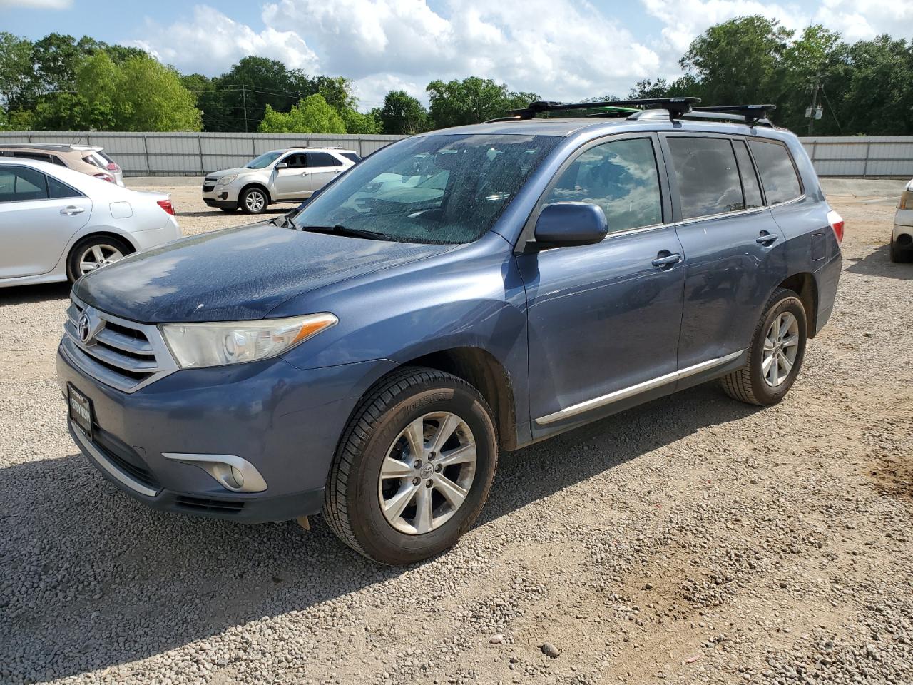 TOYOTA HIGHLANDER BASE