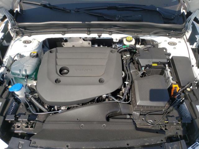2025 VOLVO XC40 PLUS YV4L12UE6S2547385