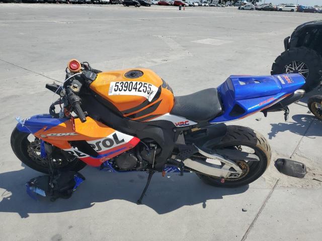 HONDA CBR1000 RR 2006 JH2SC57046M209947 photo #4
