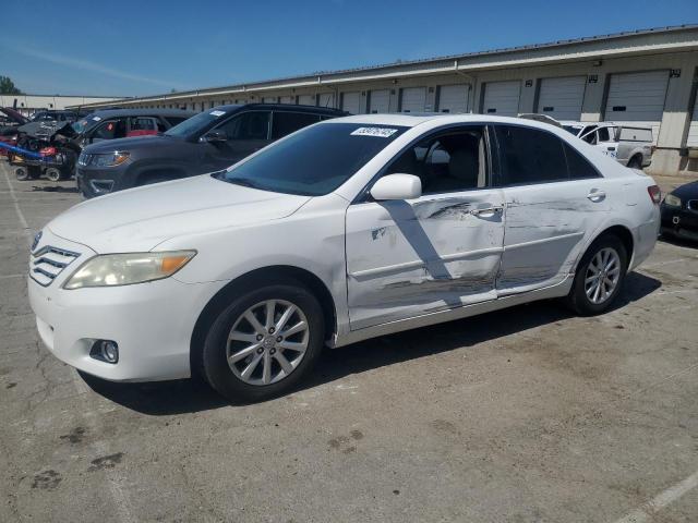 TOYOTA CAMRY BASE