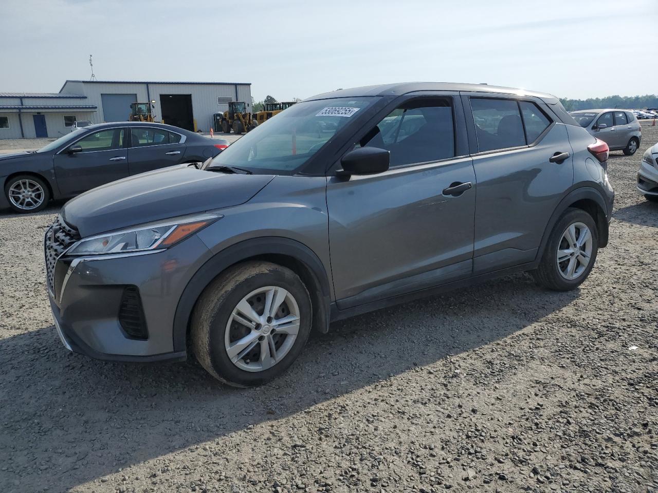 NISSAN KICKS S