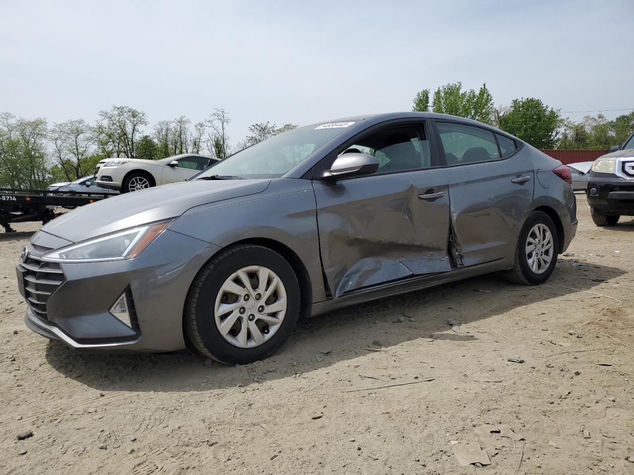 HYUNDAI ELANTRA SE